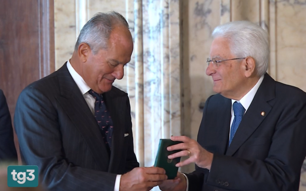 Leonardo Ferragamo riceve l'onorificenza dal presidente Mattarella