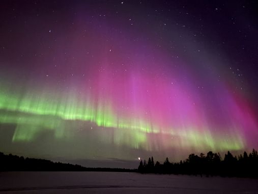 Aurora boreale a Kaamanen, in Finlandia - foto Blue Lama